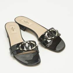 Pre Owned Valentino Black Patent Leather VLogo Slide Sandals Size 39.5