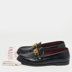 Pre Owned Valentino Black Leather Escape VLogo Chain Slip On Loafers Size 40