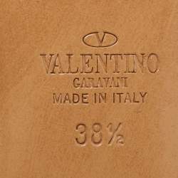 Pre Owned Valentino Black Leather Rolling Rockstud Ankle Wrap Flat Sandals Size 38.5