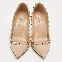 Pre Owned Valentino Beige Patent Leather Rockstud Pointed Toe Pumps Size 38.5