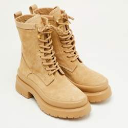 Pre Owned Valentino Rockstud Size 37 Beige Suede Combat Boots