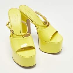 مملوكة مسبقًا Valentino Tan-Go Size 36 Yellow Patent Leather Platform Sandals