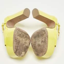 مملوكة مسبقًا Valentino Tan-Go Size 36 Yellow Patent Leather Platform Sandals