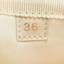 Pre Owned حذاء مطر مطاطي أبيض فالنتينو 03 إصدار روز أتيليه مقاس 36