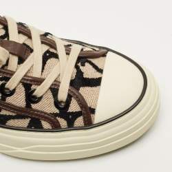 مملوكة مسبقًا حذاء رياضي فالنتينو قماش بني/بيج أيقونوجراف تولوب منخفض من أعلى مقاس 37