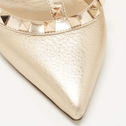 مملوكة مسبقًا Valentino Rockstud Size 37.5 Metallic Patent Leather Pumps