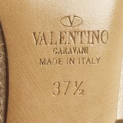 مملوكة مسبقًا Valentino Rockstud Size 37.5 Metallic Patent Leather Pumps