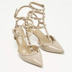 Pre Owned حذاء كعب عالي فالنتينو روكستود جلد بيج بحزام للكاحل مقاس 39.5