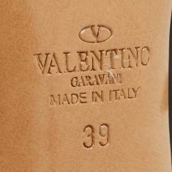 مملوكة مسبقًا Valentino Love Latch Size 39 Black/Beige Leather Ankle Wrap Pumps