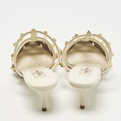 مملوكة مسبقًا Valentino Rockstud Wave Size 37.5 Beige Leather Mules