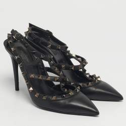 مملوكة مسبقًا Valentino Rockstud Size 38 Black Leather Pumps