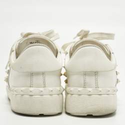 مملوكة مسبقًا حذاء رياضي فالنتينو جلد أبيض روكستد منخفض من أعلى مقاس 37.5