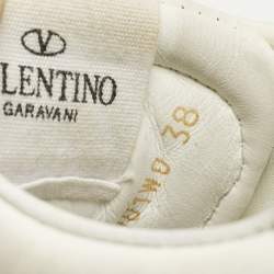 مملوكة مسبقًا حذاء رياضي فالنتينو جلد أبيض روكستد منخفض من أعلى مقاس 37.5