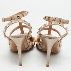 مملوكة مسبقًا Valentino Rockstud Size 41 Gold/Beige Leather Pumps