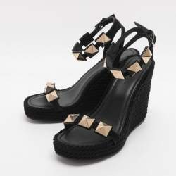 مملوكة مسبقًا صندل فالنتينو سهل منصة الوتد الجلد المدبوغ الأسود الحجم 39