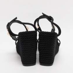 مملوكة مسبقًا صندل فالنتينو سهل منصة الوتد الجلد المدبوغ الأسود الحجم 39