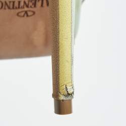 Pre Owned Valentino Rockstud Size 39 Multicolor Leather Pumps