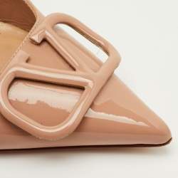 مملوكة مسبقًا Valentino VLogo Size 39 Beige Patent Leather Pumps