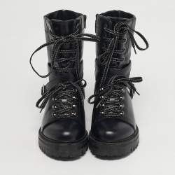 مملوكة مسبقًا Valentino Rockstud Size 36 Black Leather Combat Boots