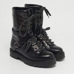 مملوكة مسبقًا Valentino Rockstud Size 36 Black Leather Combat Boots