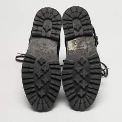 مملوكة مسبقًا Valentino Rockstud Size 36 Black Leather Combat Boots