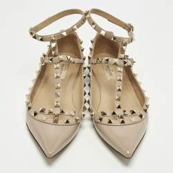 مملوكة مسبقًا حذاء باليرينا فلات فالنتينو جلد كريمي مرصع روكستد سير كاحل مقاس 37.5