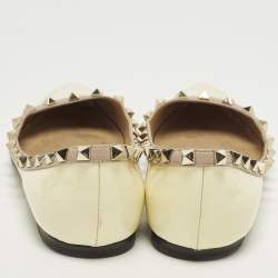 Pre Owned Valentino Rockstud Size 37.5 Cream Leather and Patent Leather Ballet Flats