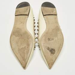 Pre Owned Valentino Rockstud Size 37.5 Cream Leather and Patent Leather Ballet Flats