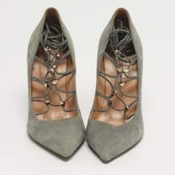 مملوكة مسبقًا Valentino Rockstud Size 36 Grey Suede Pumps