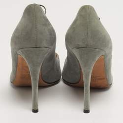 مملوكة مسبقًا Valentino Rockstud Size 36 Grey Suede Pumps