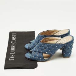مملوكة مسبقًا صندل فالنتينو دينيم أزرق برباط متقاطع مرصع روكستد مقاس 38