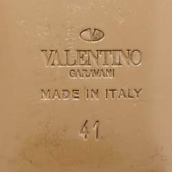 Pre Owned حذاء باليرينا فلات فالنتينو جلد وردي/بيج روكستد مقاس 41