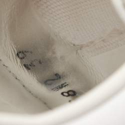 مملوكة مسبقًا Valentino Rockstud Untitled Size 39 White Leather Low Top Sneakers