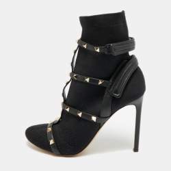 Pre Owned Valentino Rockstud Size 39.5 Black Fabric and Leather Ankle Length Boots
