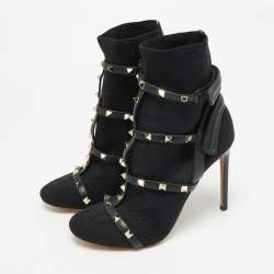 مملوكة مسبقًا حذاء بوت فالتينينو نسيج محبوك وجلد أسود طول الكاحل بحلي معدنية مقاس 39