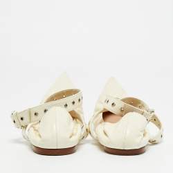 Pre Owned حذاء باليرينا فلات فالنتينو جلد أبيض بأحزمة متقاطعة لوف لاتش مقاس 38