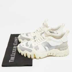 Pre Owned حذاء رياضي فالنتينو روك رنر قماش وزيتي مموه متعد د الألوان مقاس 38.