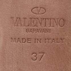 Pre Owned حذاء كعب عالي فالنتينو روكستد جلد أحمر داكن بحزام للكاحل مقاس 41