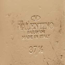 Pre Owned فالنتينو شريحة مفتوحة جلد أسود مسطحة بمسامير مقاس 36