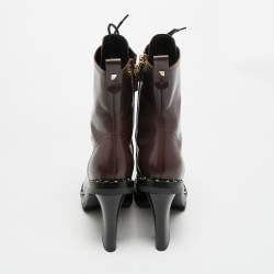 Pre Owned بوت فالنتينوأتيليه كومبات جلد أسود مقاس 38.5