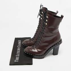 Pre Owned بوت فالنتينوأتيليه كومبات جلد أسود مقاس 38.5