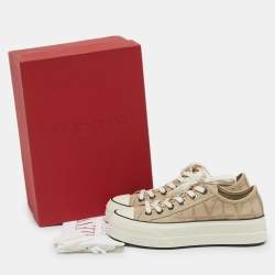 مملوكة مسبقًا Valentino Iconographe Size 38 Beige Canvas and Leather Lace Up Sneakers