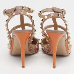 مملوكة مسبقًا Valentino Rockstud Size 39 Beige/Orange Leather and Patent Ankle Strap Pumps