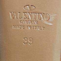 مملوكة مسبقًا Valentino Rockstud Size 39 Beige/Orange Leather and Patent Ankle Strap Pumps