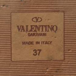 Pre Owned Valentino  Size 37 Silver/Transperent Leather And PVC Rockstud Flat Slides