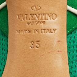 Pre Owned بوت بطول الكاحل فالنتينو روكستد بودي تيك قماش محبوكة أخضر/أبيض وجلد سويدي مقاس 35