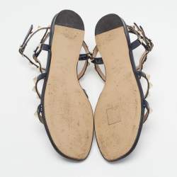 Pre Owned صندل فلات فالتنينو روكستد جلد أسود مقاس 40