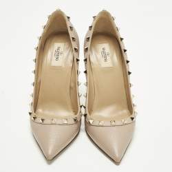 Pre Owned Valentino Rockstud Size 40 Beige Leather Pointed Toe Pumps
