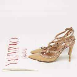 مملوكة مسبقًا Valentino Rockstud Size 38 Beige/Brown Patent and  Leather Pumps