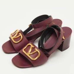 مملوكة مسبقًا Valentino VLogo Size 40 Burgundy Leather Block Heel Ankle Strap Sandals